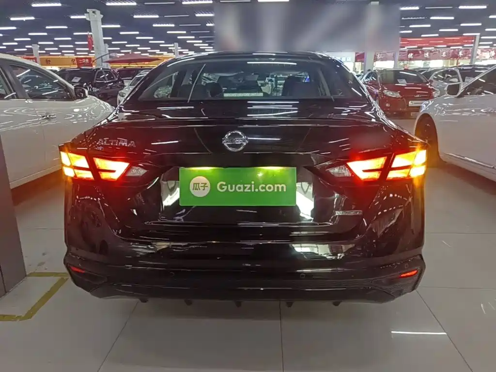 Nissan Teana 2026