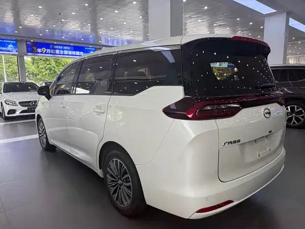 GAC Trumpchi M6 2021