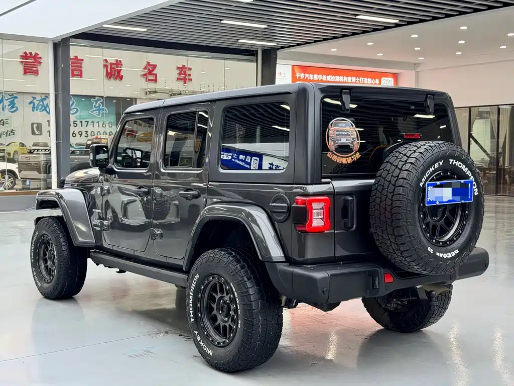 Jeep Wrangler 2021 — фото 7