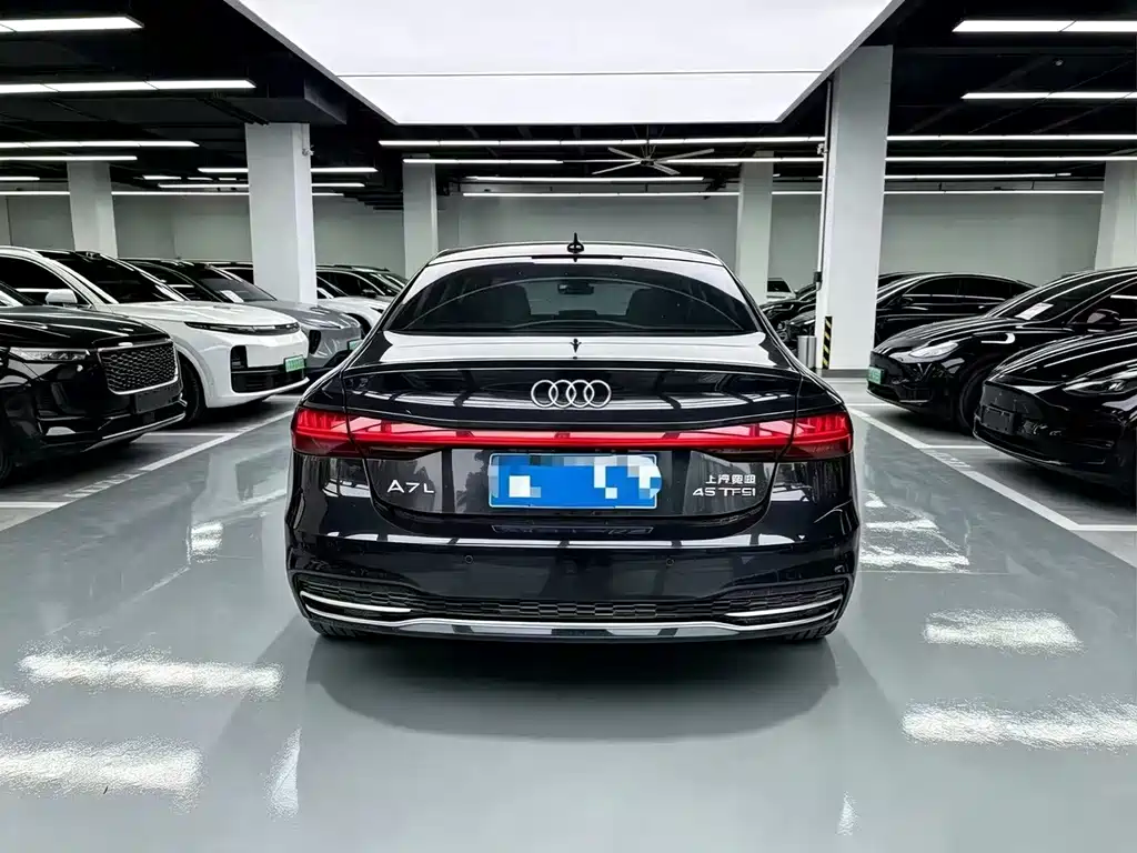 Audi A7L 2022 — фото 15