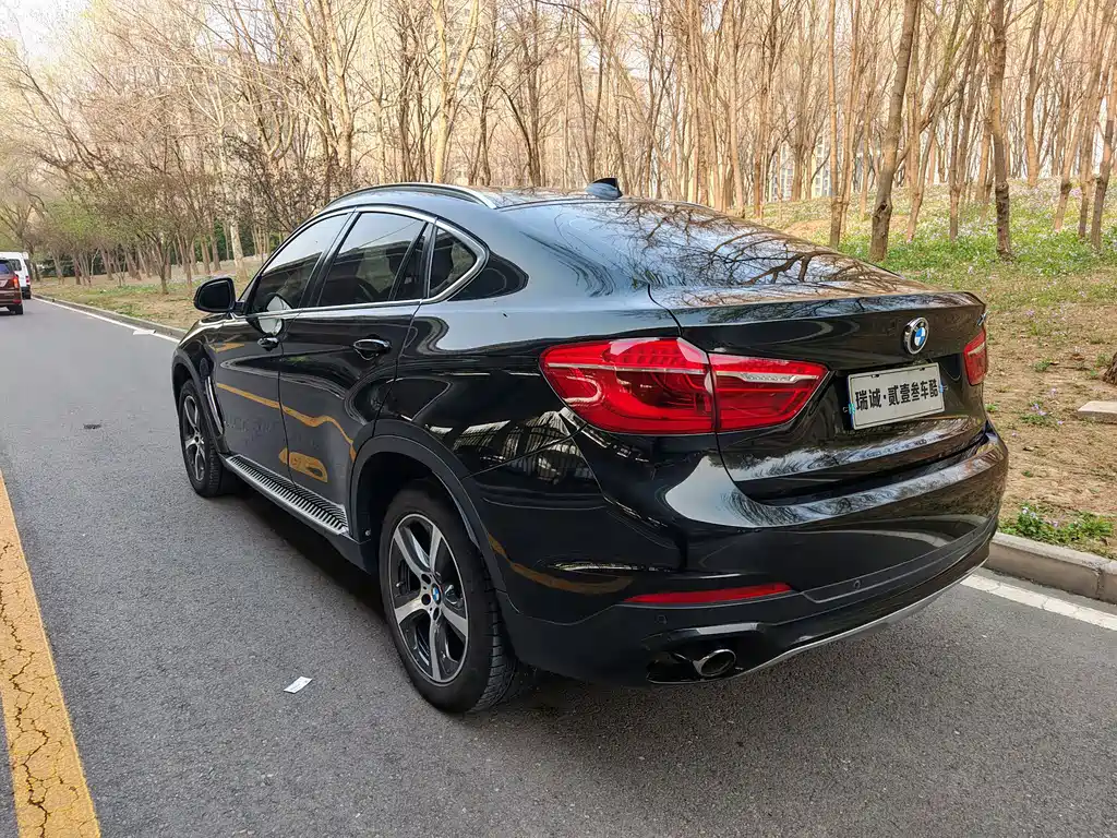 BMW X6 2015 — фото 12