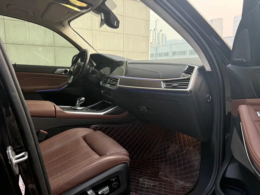 BMW X7 2022 — фото 15
