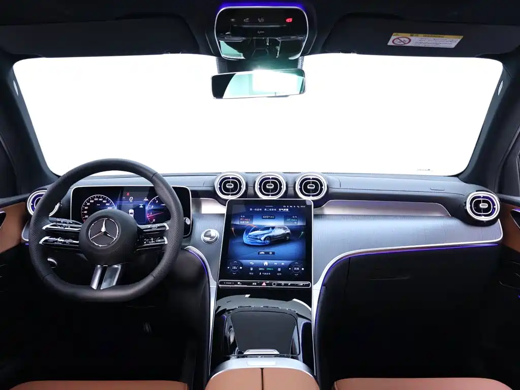 Mercedes-Benz GLC 2025 — фото 13