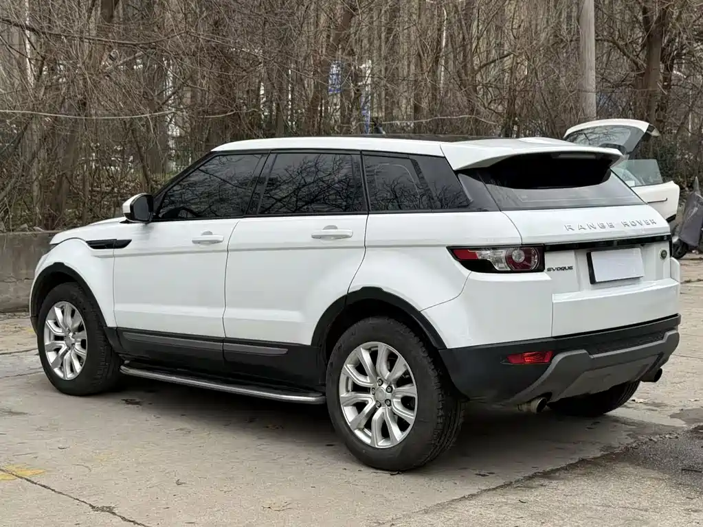 Land Rover Evoque 2015 — фото 6