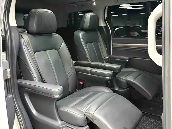 GAC Trumpchi M8 2021