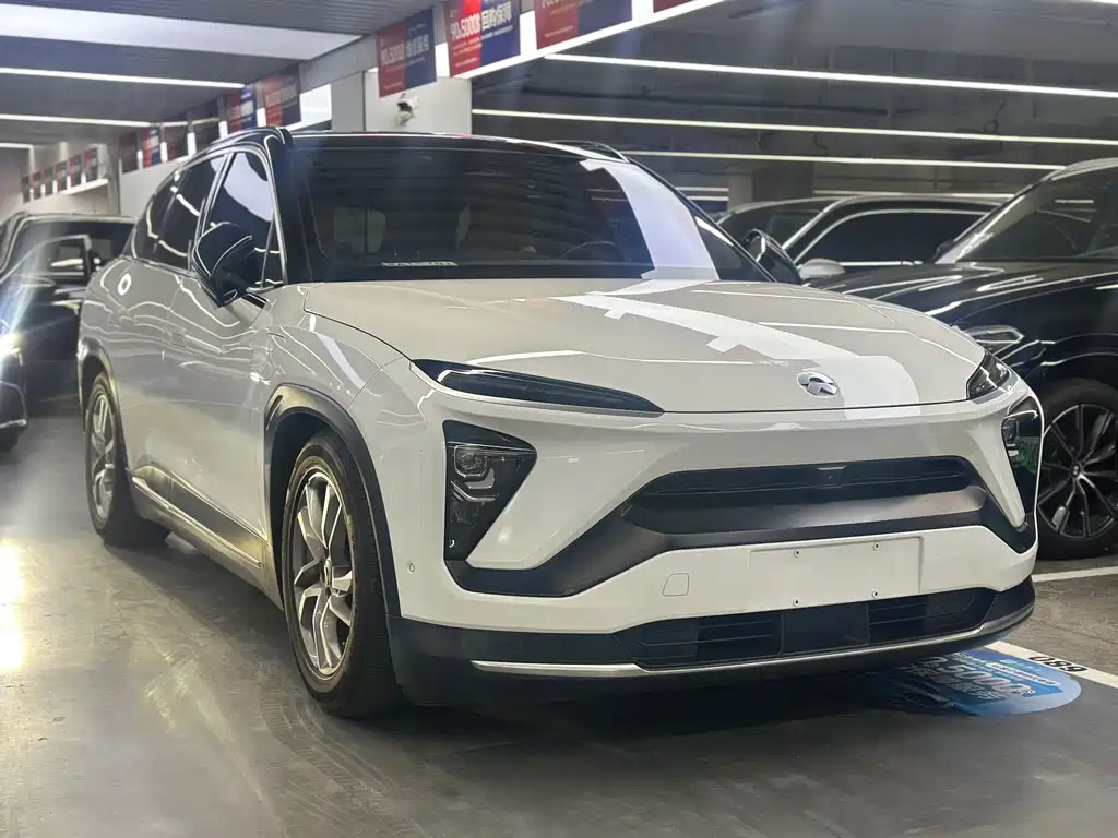 NIO ES6 2020