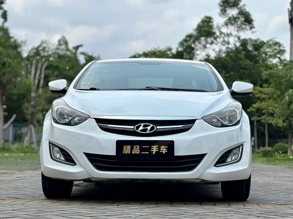 Hyundai Elantra 2016