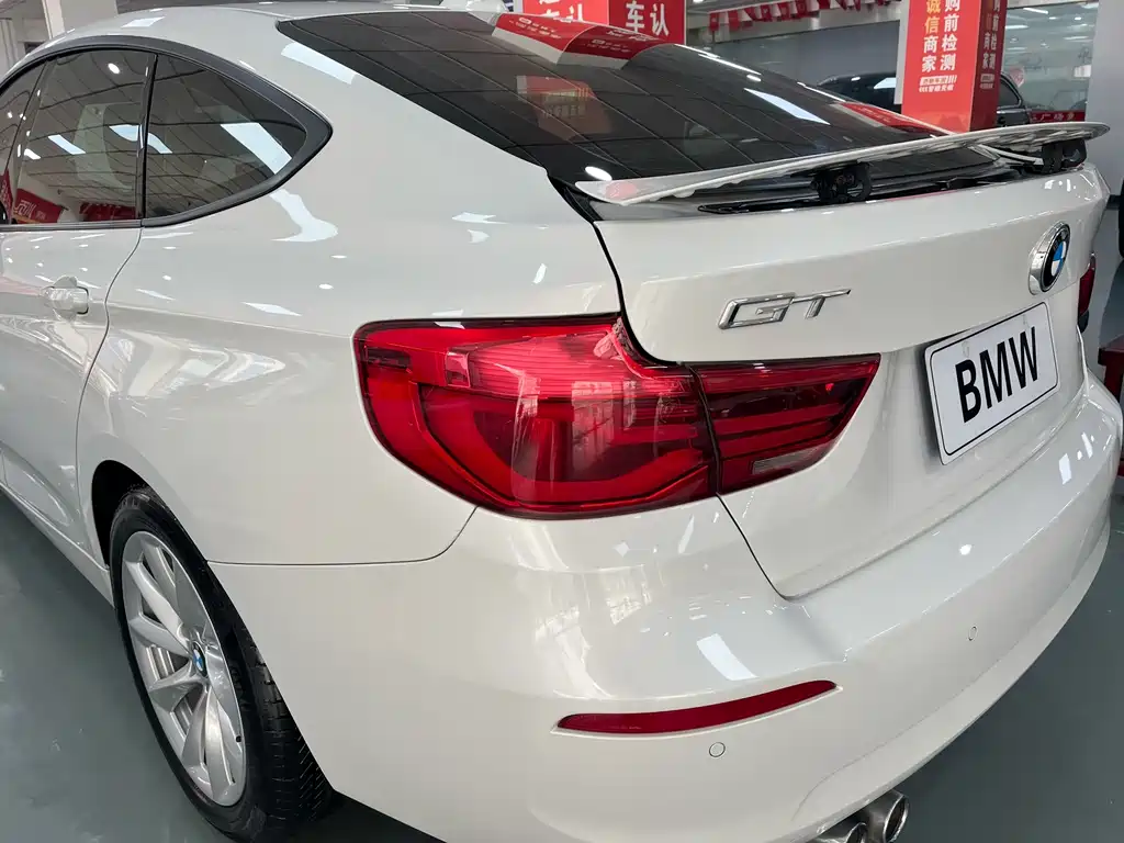 BMW 3 Series GT 2019 — фото 6