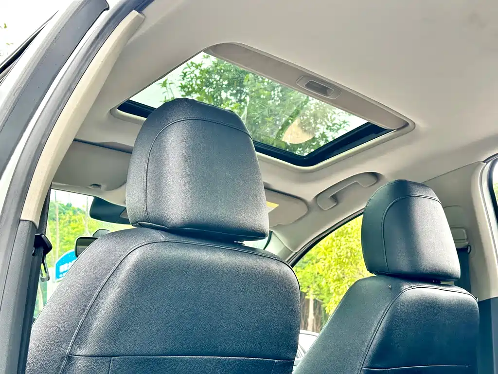 Citroen C4L 2015 — фото 28