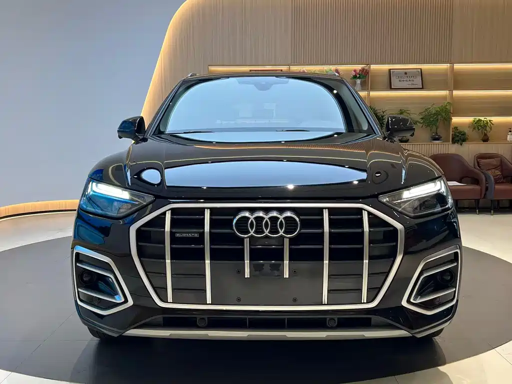 Audi Q5L 2022 — фото 3