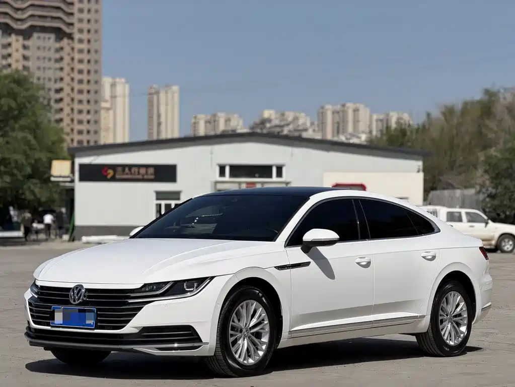 Volkswagen CC 2019 — фото 1