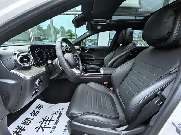 Mercedes-Benz C-Class 2024