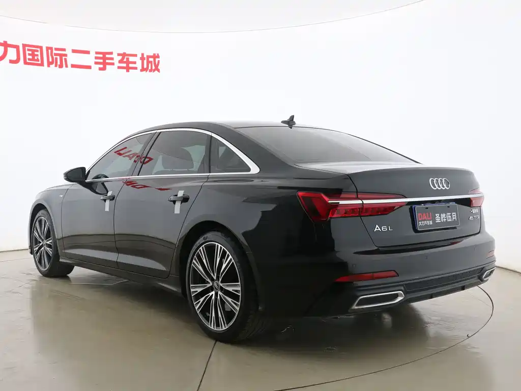 Audi A6L 2022 — фото 14