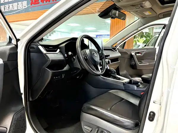 Toyota RAV4 2022