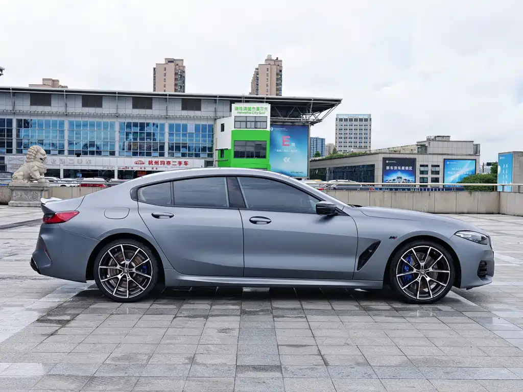 BMW 8 Series 2023