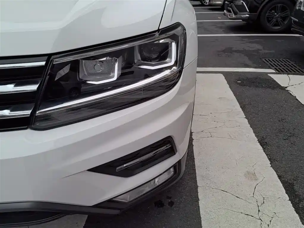 Volkswagen Tiguan L 2019 — фото 24