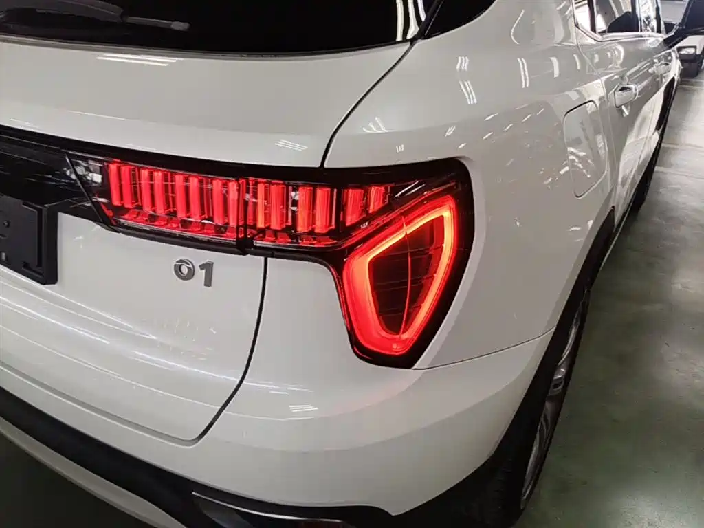 Lynk & Co 01 2020 — фото 8