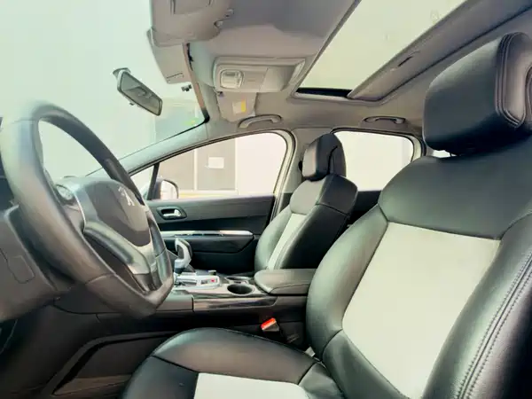 Peugeot 3008 2016