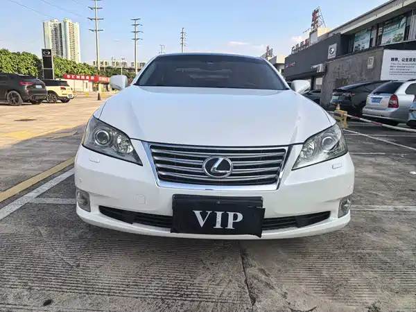 Lexus ES 2012