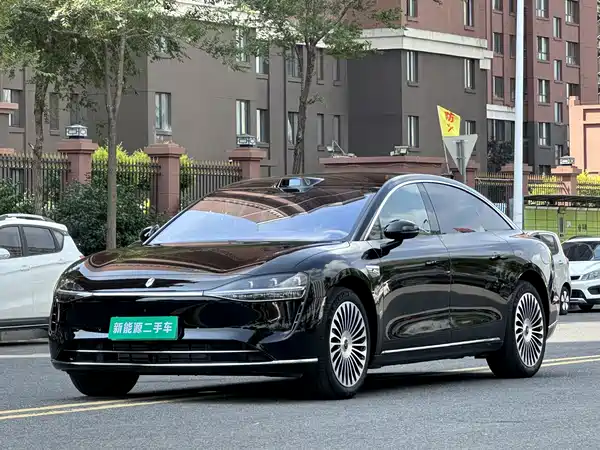 Stelato S9 2025