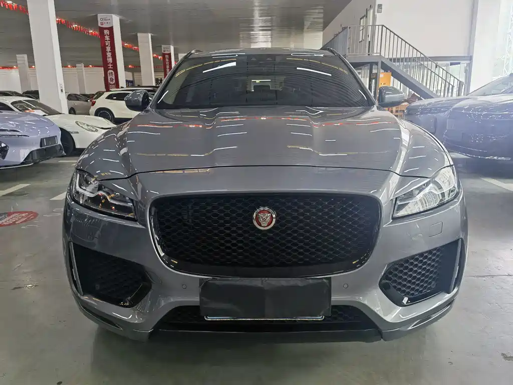 Jaguar F-PACE 2020 — фото 2