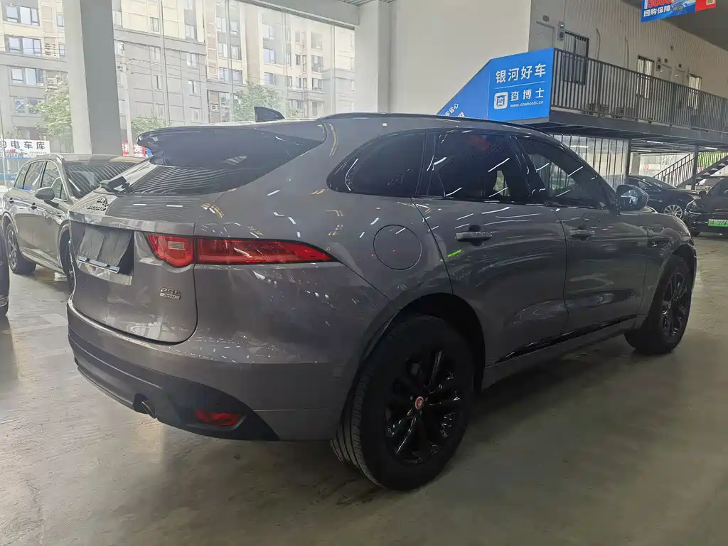 Jaguar F-PACE 2020 — фото 4