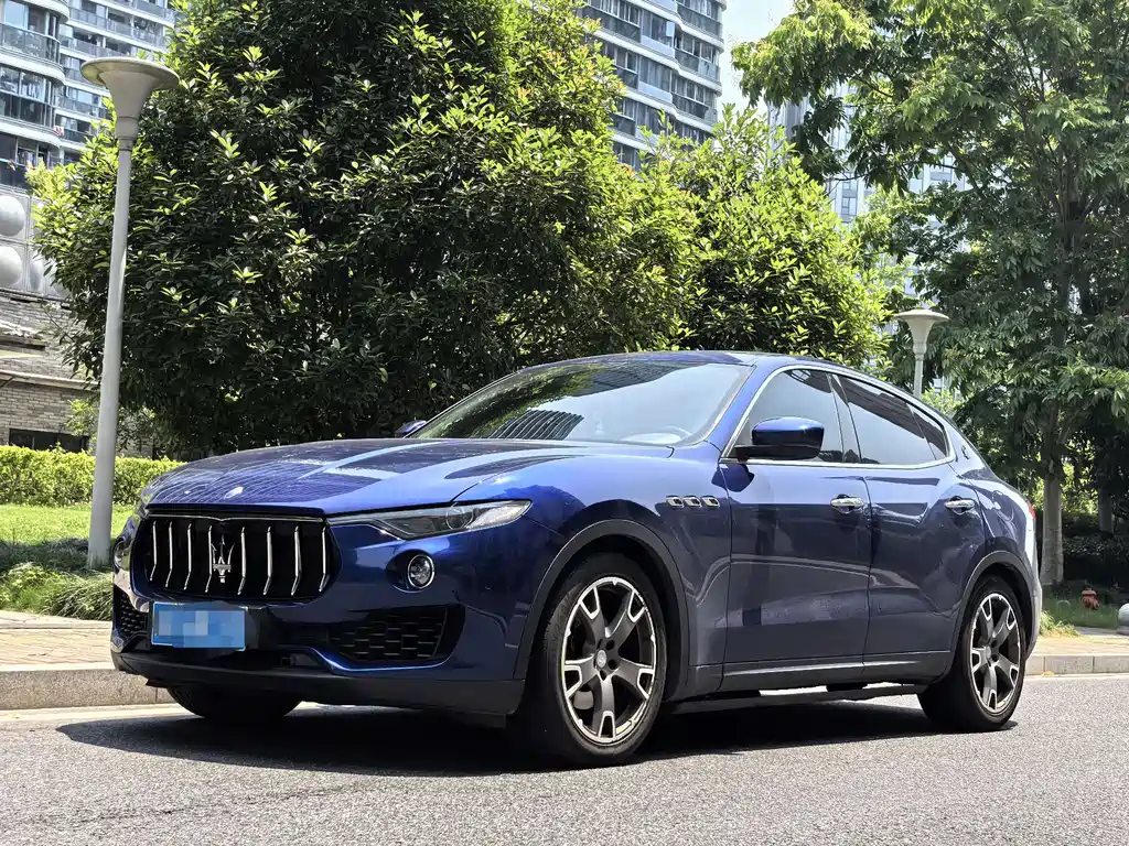 Maserati Levante 2018 — фото 1