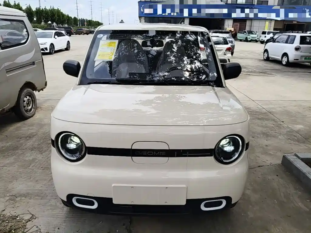 Geely Galaxy Panda 2026 — фото 3