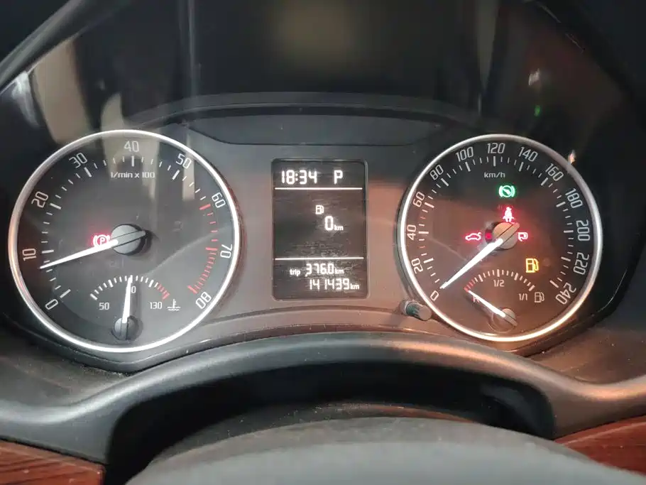 Skoda Octavia 2013 — фото 14