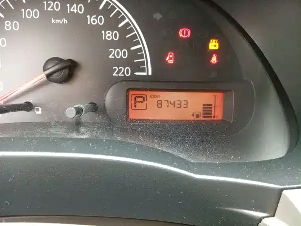 Nissan Sunny 2015