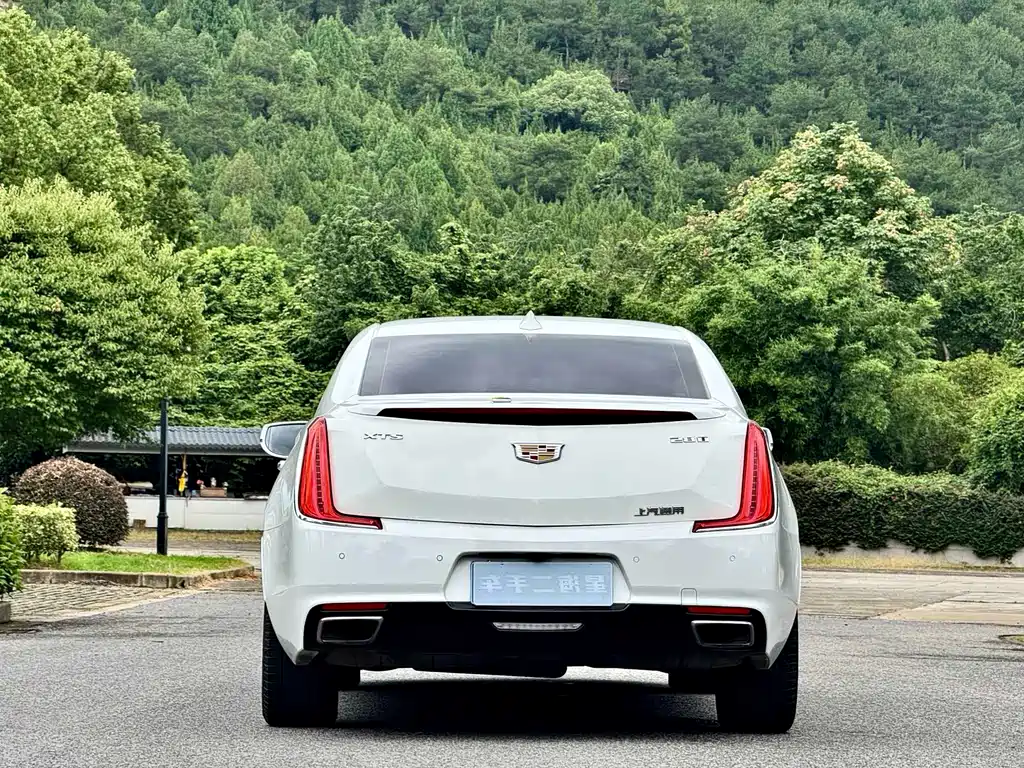 Cadillac XTS 2018 — фото 5