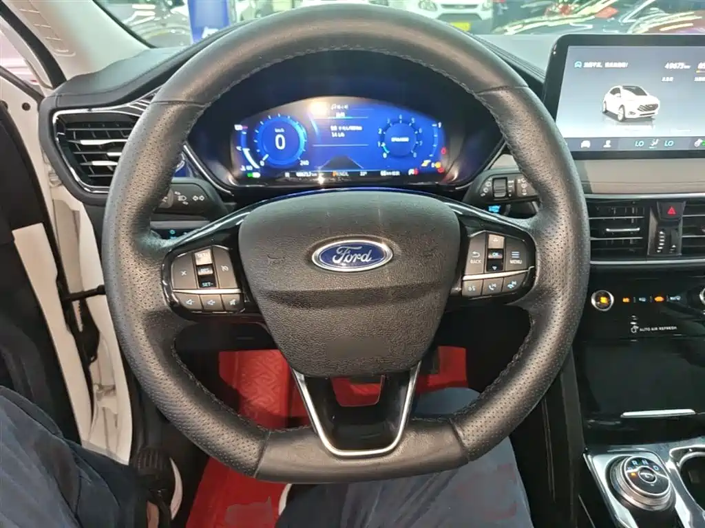 Ford Escape 2021 — фото 11