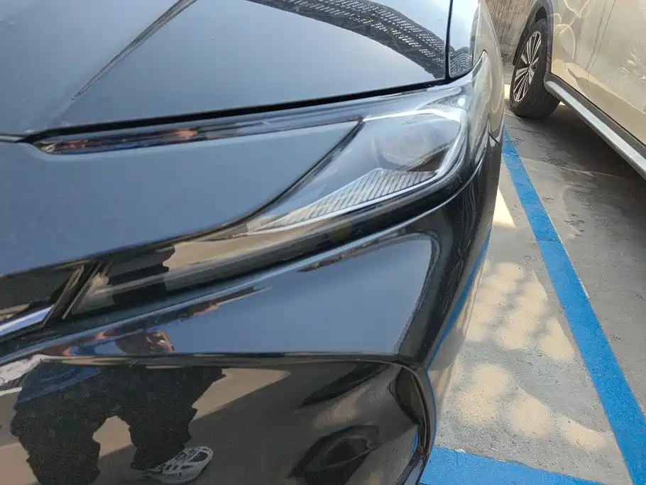 Toyota Camry 2025