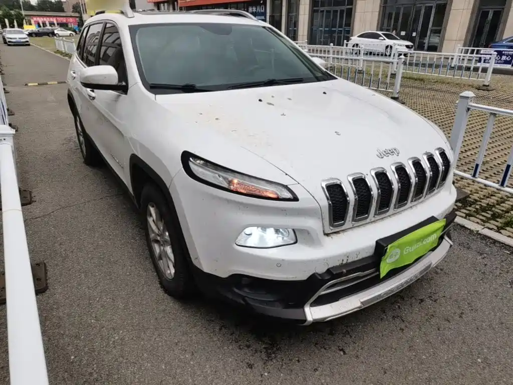 Jeep Cherokee 2016