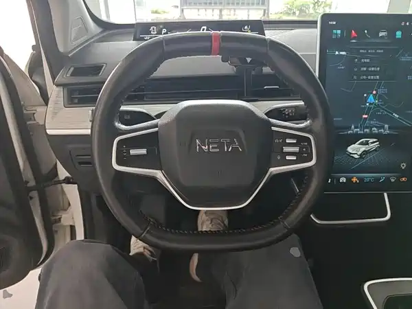 Neta V 2023