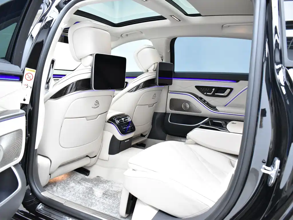 Mercedes-Benz Maybach S-Class 2026 — фото 24