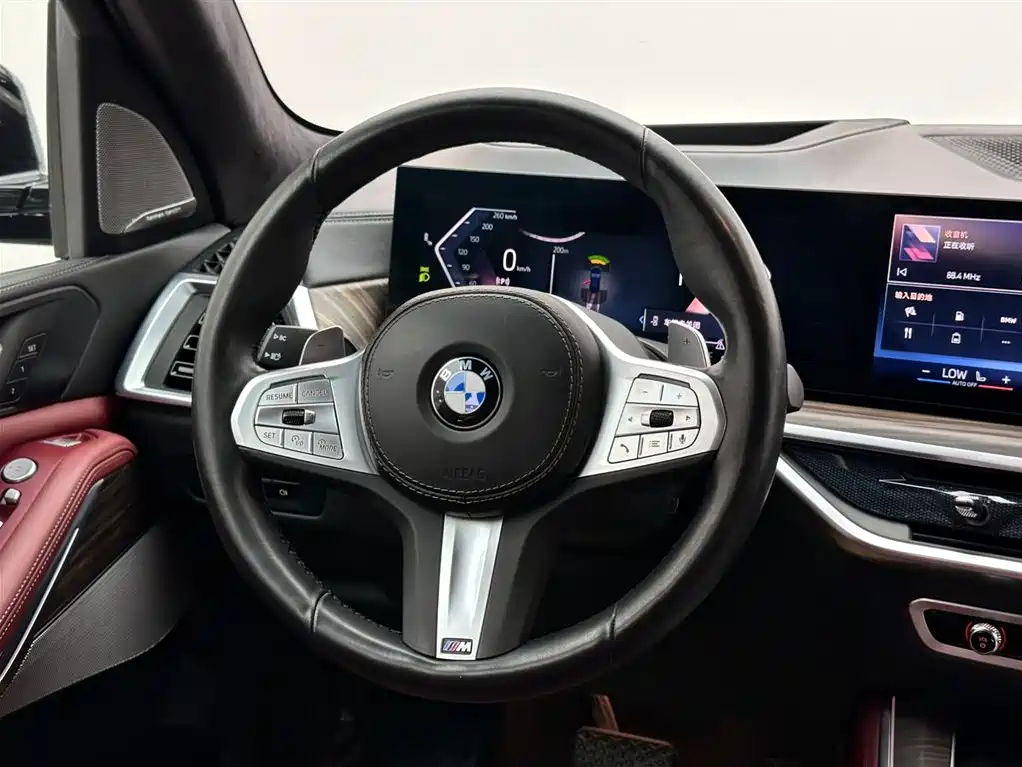 BMW X5 2024 — фото 12