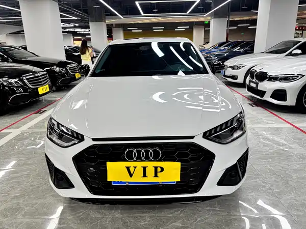 Audi A4L 2023