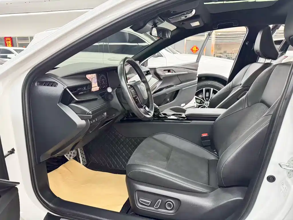 Toyota Camry 2024