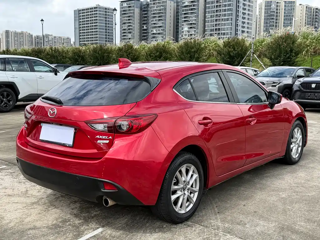 Mazda 3 Axela 2016 — фото 14