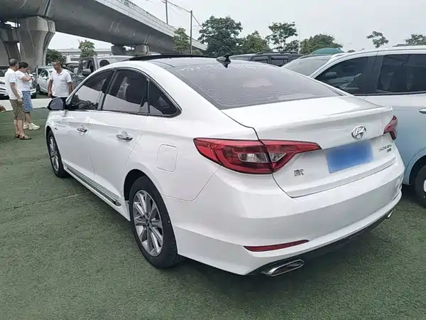 Hyundai Sonata 2015