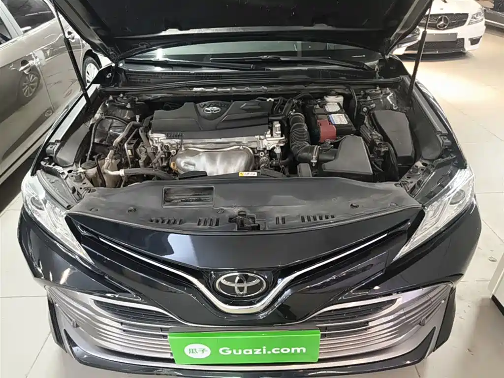 Toyota Camry 2018 — фото 20