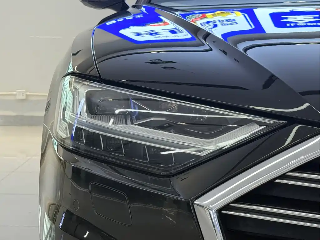 Audi A8 2019 — фото 4