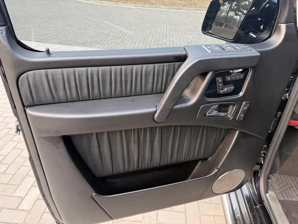 Mercedes-Benz G-Class 2016 — фото 11