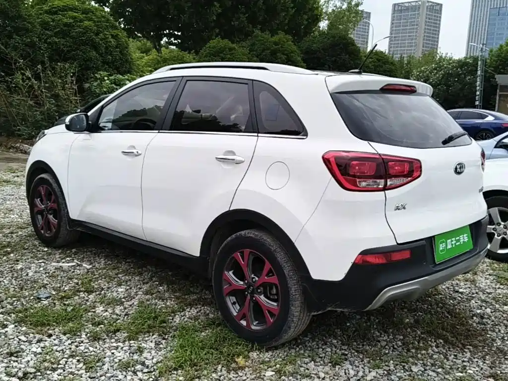 Kia KX3 2016 — фото 5