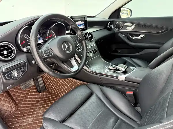 Mercedes-Benz C-Class 2018