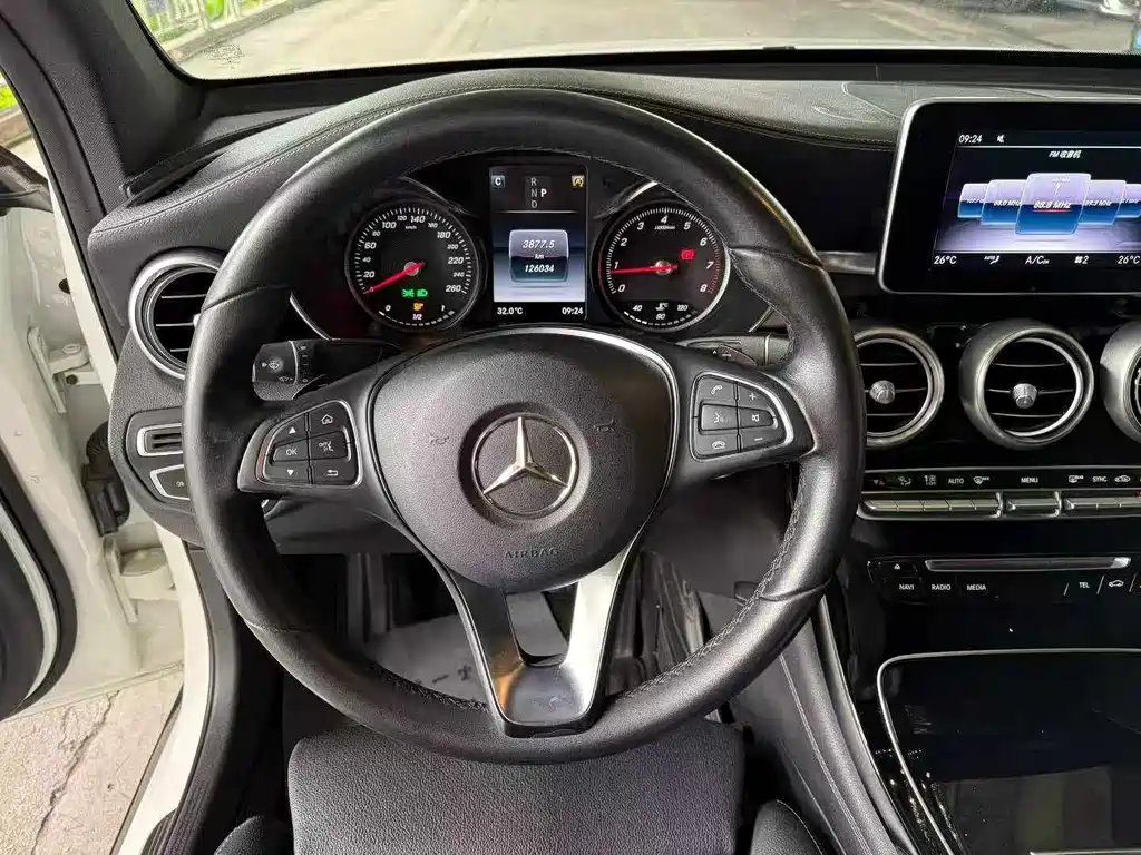 Mercedes-Benz GLC Coupe 2018 — фото 8
