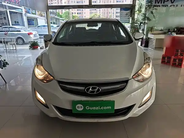 Hyundai Elantra Langdong 2015