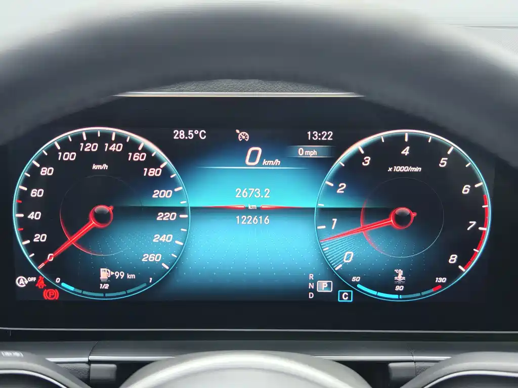 Mercedes-Benz GLE 2020 — фото 12