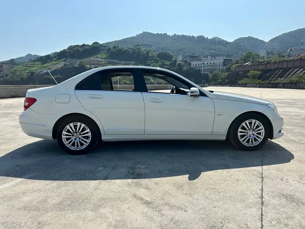 Mercedes-Benz C-Class 2013 — фото 8